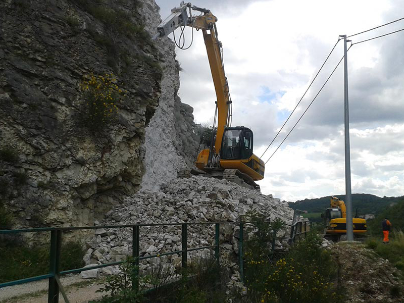 demolizioni macerata